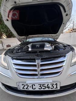 هیوندای جێنسس